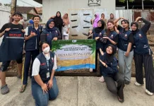 Keterbatasan Lahan, Mahasiswa Kembangkan Vertical Garden dari Botol Plastik