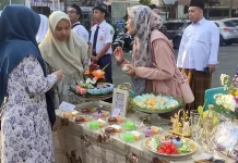 Lomba Weh-wehan Sajikan Makanan Tradisional Masa Kini