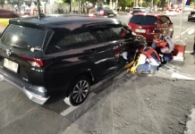 Dishub Tertibkan dan Gembok Dua Kendaraan Parkir di Jl Pemuda