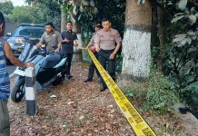 Geger, Warga Pakopen Temukan Bayi Perempuan Hidup dalam Bungkusan Plastik
