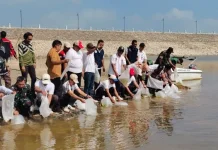 Tebar 15 Ribu Benih Ikan, Karanganyar Perkuat Ekosistem dan Ketahanan Pangan