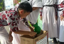 Peduli Korban Gempa NTT, Ratusan Pelajar SD di Batang Donasikan Uang Saku