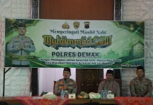 Polres Demak Perkuat Ketakwaan Personel Lewat Binrohtal Maulid Nabi