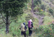 Mendaki Gunung, Momen Kebersamaan Bersama Keluarga