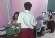 Skrining Mata, Rotary Siap Bantu Kebutuhan Kacamata Bagi Ratusan Siswa SD di Kudus