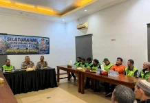 Temui Komunitas Ojol, Dirlantas Polda Jateng Sampaikan Pesan Keselamatan