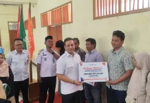 Serahkan Bantuan Usaha, Pemkot Pekalongan Tekankan Pentingnya Legalitas UMKM