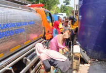 Polres Kendal Bantuan Air Bersih 13 Ribu Liter ke Desa Sidokumpul