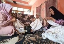Tarik Minat Gen Z, Pembatik Batang Promosikan Batik Rifaiyah hingga Mancanegara