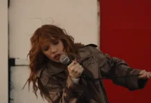 Carly Rae Jepsen Siapkan Album “Day and Night”, Hadirkan 24 Lagu