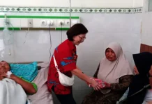 Paguyuban Tionghoa di Kota Magelang Bagikan Makan Gratis bagi Penunggu Pasien