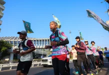 Kibarkan Bendera Sambil Lari 10K, Cara Unik Sekda Jateng Kenalkan MTQ