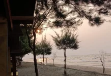 Pantai Tirang Semarang, Wisata Pesisir Menikmati Senja