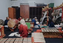 Gamelan, Arti Kata dan Alunan Indah Suaranya
