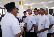 Dialog dengan Santri, Taj Yasin Ungkap Bekal Penting Menjadi Pemimpin Masa Depan