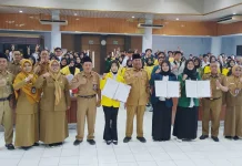 Pemkab Rembang Beri Beasiswa, 106 Mahasiswa Kurang Mampu Bisa Kuliah Lebih Tenang