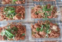 Nikmatnya Bakmi Goreng Kemasan Mika untuk Sarapan Praktis