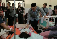 Bupati Batang Pastikan Biaya Pengobatan Korban Keracunan MBG Ditanggung Pemda