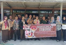 Semangat Gotong Royong, Pramuka Tawangharjo Bantu Korban Kebakaran di Dua Desa
