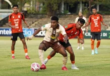 Tertinggal Dua Gol, Barito Putera Bangkit Tahan Imbang Kendal Tornado