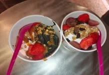 Yoghurt dengan Beragam Topping Jadi Pilihan Camilan Segar