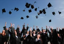 Raih IPK Tertinggi, Penerima KIP-K Jadi Wisudawan Terbaik Undip