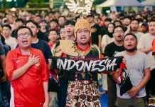 Gatotkaca Hebohkan Nobar Timnas Gubernuran Jateng, Pulang Bawa Jersey dari Luthfi