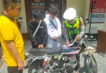 Dua Pemuda Balap Liar, Sempat Jumping di Depan Petugas Sebelum Diamankan Polisi