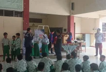Dishub Kota Semarang Ajarkan Siswa Cara Aman Melintas Jalur Kereta Api