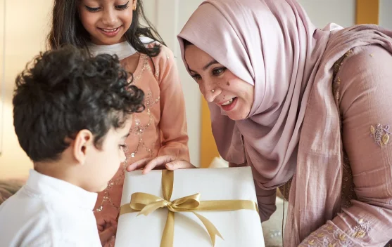 Menelusuri Jejak Sejarah Bingkisan Lebaran