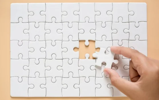 Main Puzzle Bikin Ketagihan, Ini Penjelasan Psikologisnya