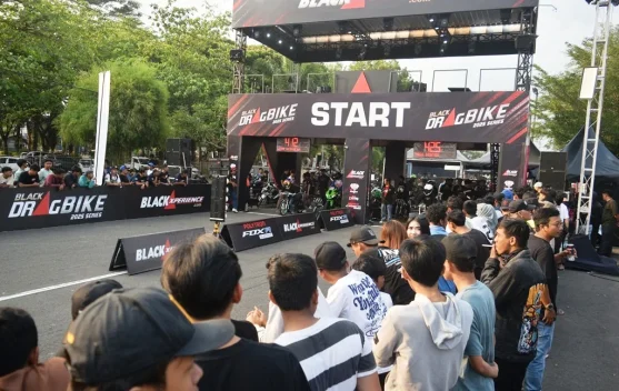 Black Dragbike di Semarang Hadirkan Kontes Modifikasi dan Lomba Foto Model