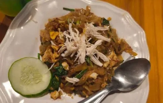Cara Membuat Kwetiau Goreng Ayam