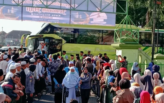 Mayoritas Berisiko Tinggi, Jemaah Haji Kota Magelang Pulang dengan Selamat