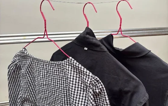 Tips Menjemur Baju Berwarna agar Tidak Pudar