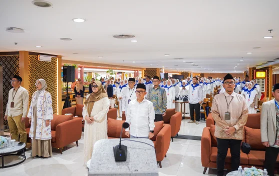 ParagonCorp Berangkatkan Umrah 135 Karyawan, Menteri Haji Beri Apresiasi