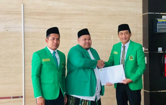 DPC PPP Rembang Terima SK Kepengurusan Baru, Rofi'i Targetkan Menang DPRD
