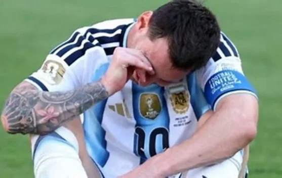 Tangisan Messi Tutup Perjalanan Legendaris