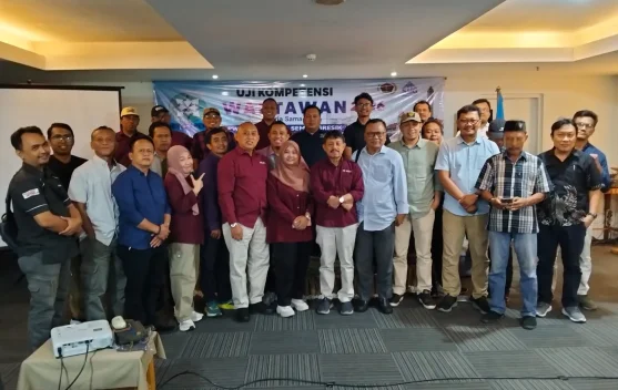 UKW Angkatan 42 PWI Jateng-Semen Gresik Tambah 17 Wartawan Kompeten