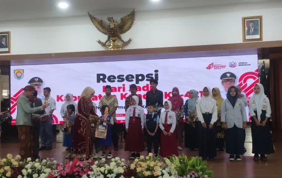 Dinarpus Kendal Gelar Lomba Literasi dengan Berbagai Jenis Lomba