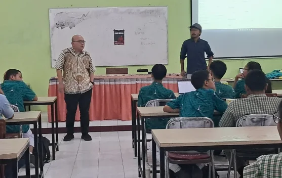 USM Perkenalkan Teknologi IoT melalui Pelatihan Mikrokontroler bagi Pelajar SMA