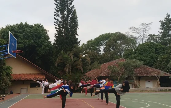 Bentengi Diri lebih Kokoh, Pelajar SMA Bandar Tekuni Ekstrakurikuler Karate
