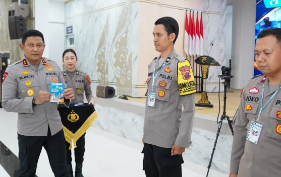 Gerakkan Bhabinkamtibmas Bantu Anak Kelainan Kaki Bawaan Lahir