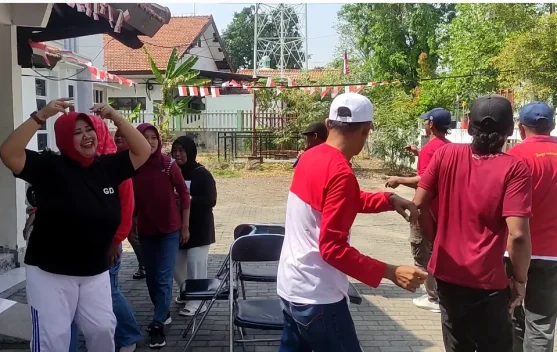 Paguyuban Pecinta Lagu India di Kendal Meriahkan HUT RI dengan Lomba Tradisional