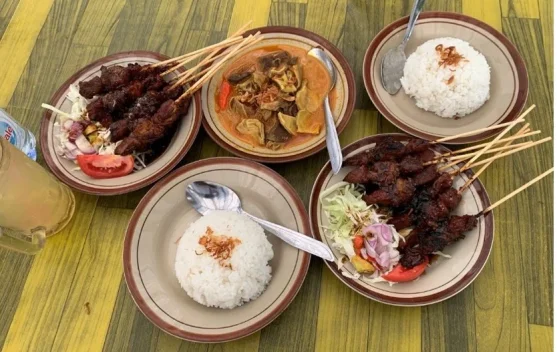 Nikmatnya Sate Perlu Diimbangi Pola Makan Seimbang
