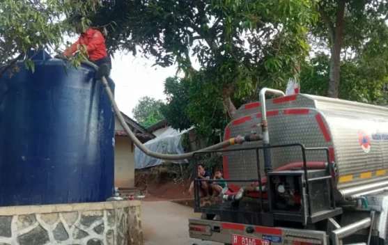 Air Bersih Jangan Sampai Menjadi Kemewahan