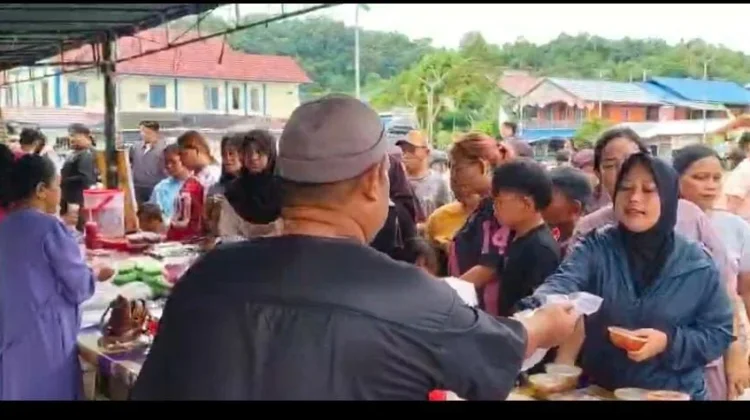 Sewa Stan dan Kenaikan Harga Bahan Baku Tantang Pedagang Takjil