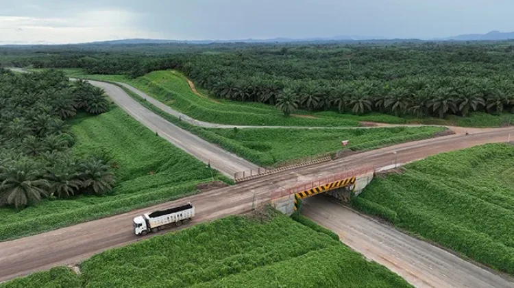 Pemkab Kubar Bahas Penggunaan Jalur Tambang untuk Jalan Umum
