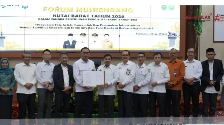 Percepat Perbaikan Jalan Nasional, Bupati Kubar Bakal Pakai APBD