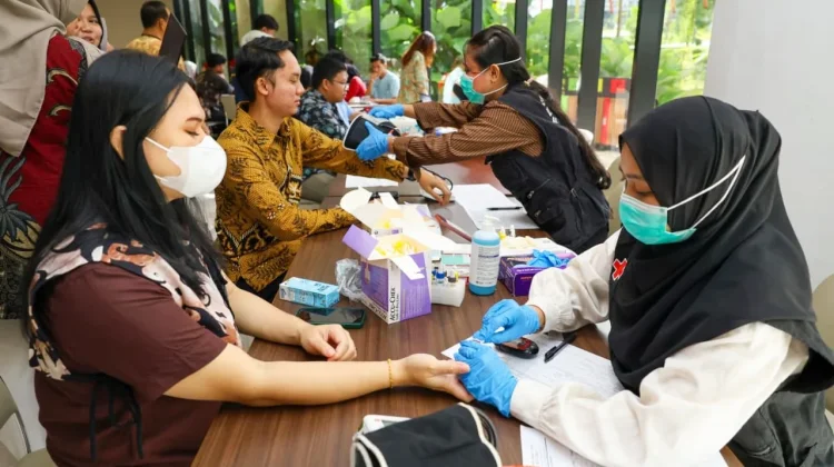 Edukasi Kesehatan, Otorita IKN Gelar Donor Darah dan Skrining Diabetes Digital